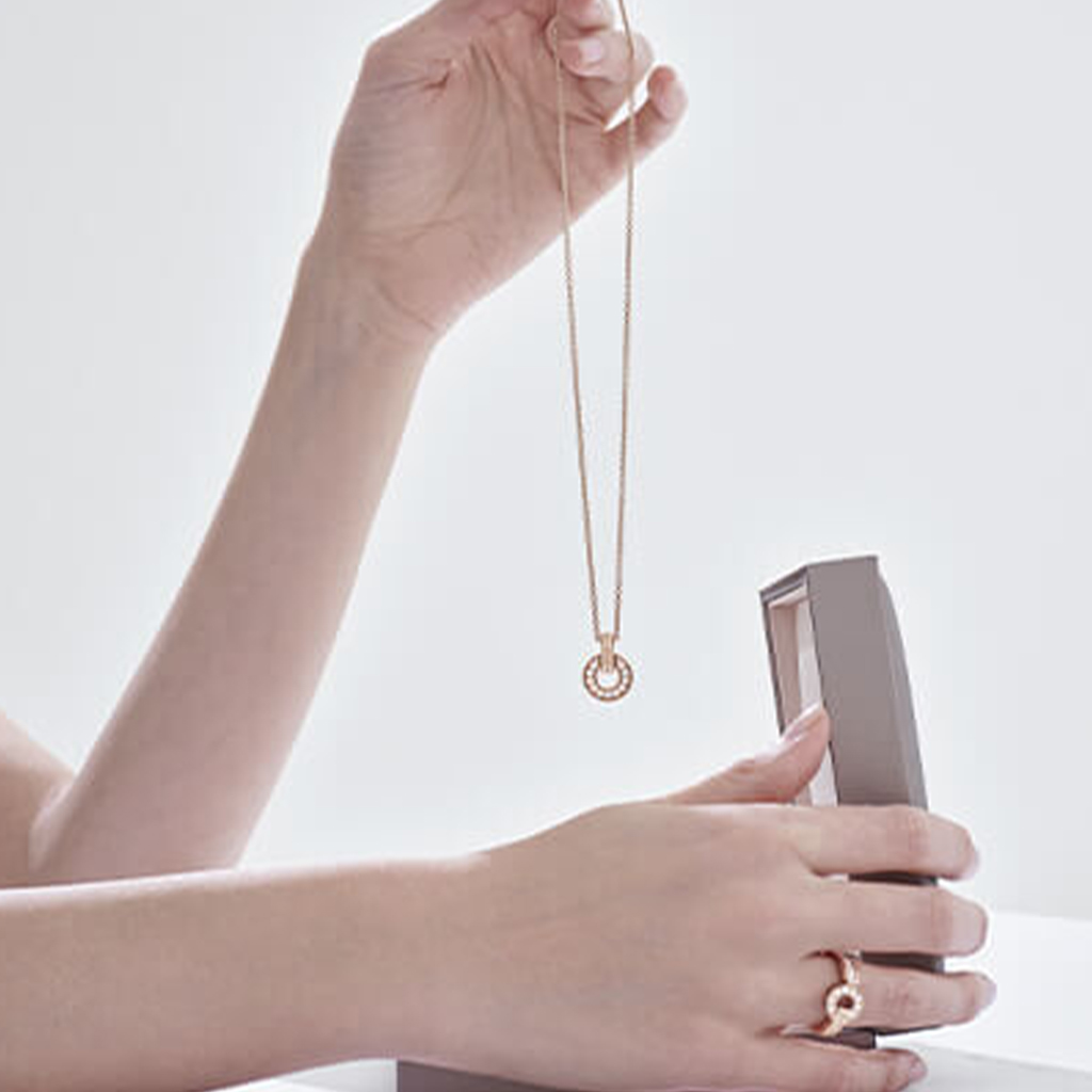 Seybold_MothersDay_Bvlgari_Featured_Image_1024x1024px Seybold_MothersDay_Bvlgari_Featured_Image_1024x1024px